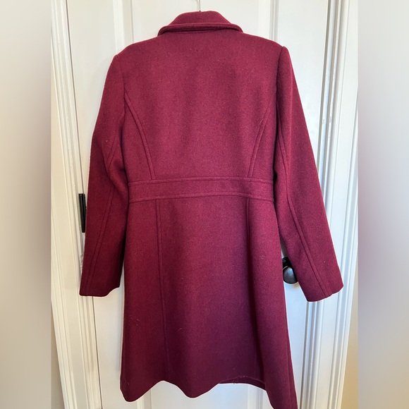 J. Crew Lady day coat in Burgundy with jewel buttons size 4, NWT. - Picture 9 of 12